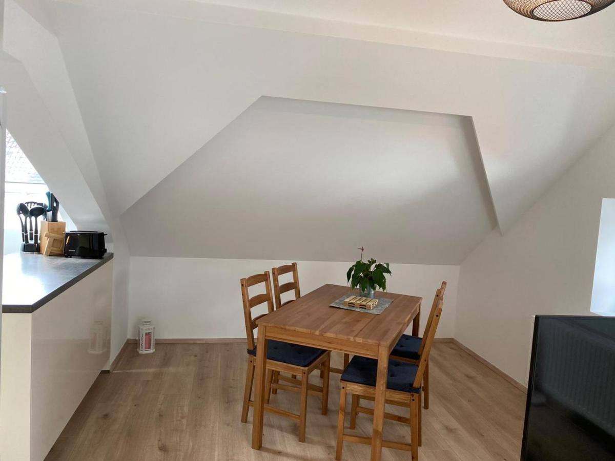 Helle 2 Zi. Wohnung Naehe Flughafen Muenchen Haimhausen  エクステリア 写真
